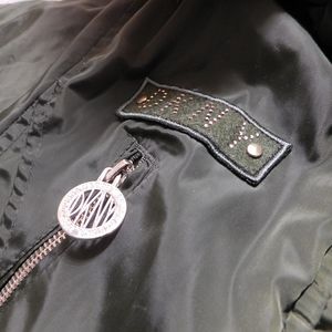 DNKY puff coat large